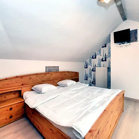 Holiday home In Ardennes With Scenic Terrace *