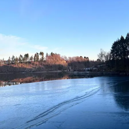 펜션 In Ardennes With Scenic Terrace
