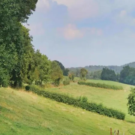 Casa de Férias In Ardennes With Scenic Terrace *